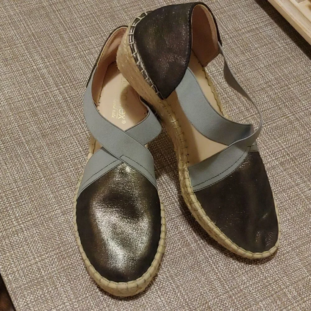David Tate Napa Flex Espadrilles Size 40.  New.